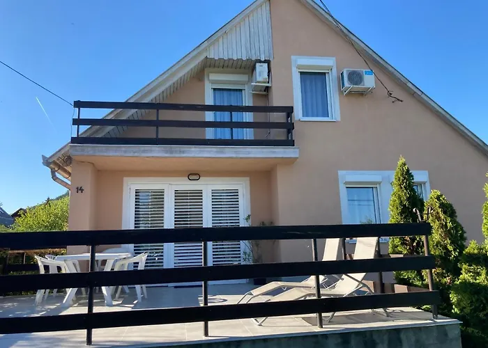 Bogi House Holiday home Balatonfured